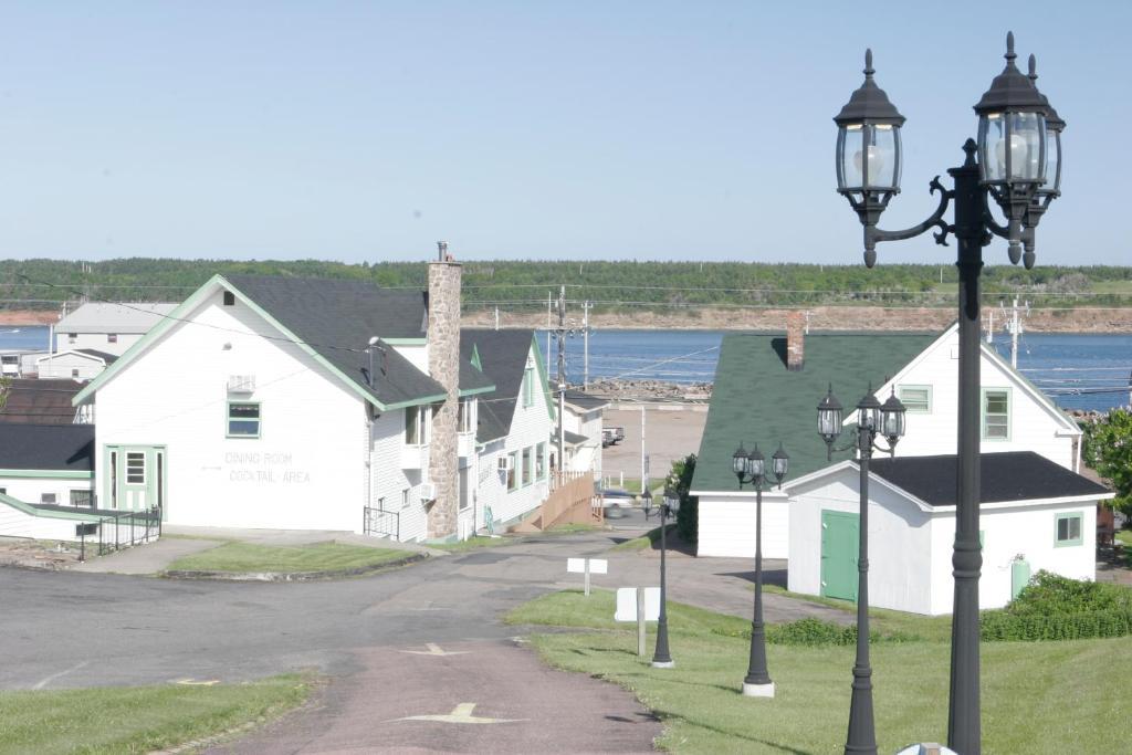 Laurie'S Inn Шетикам Экстерьер фото