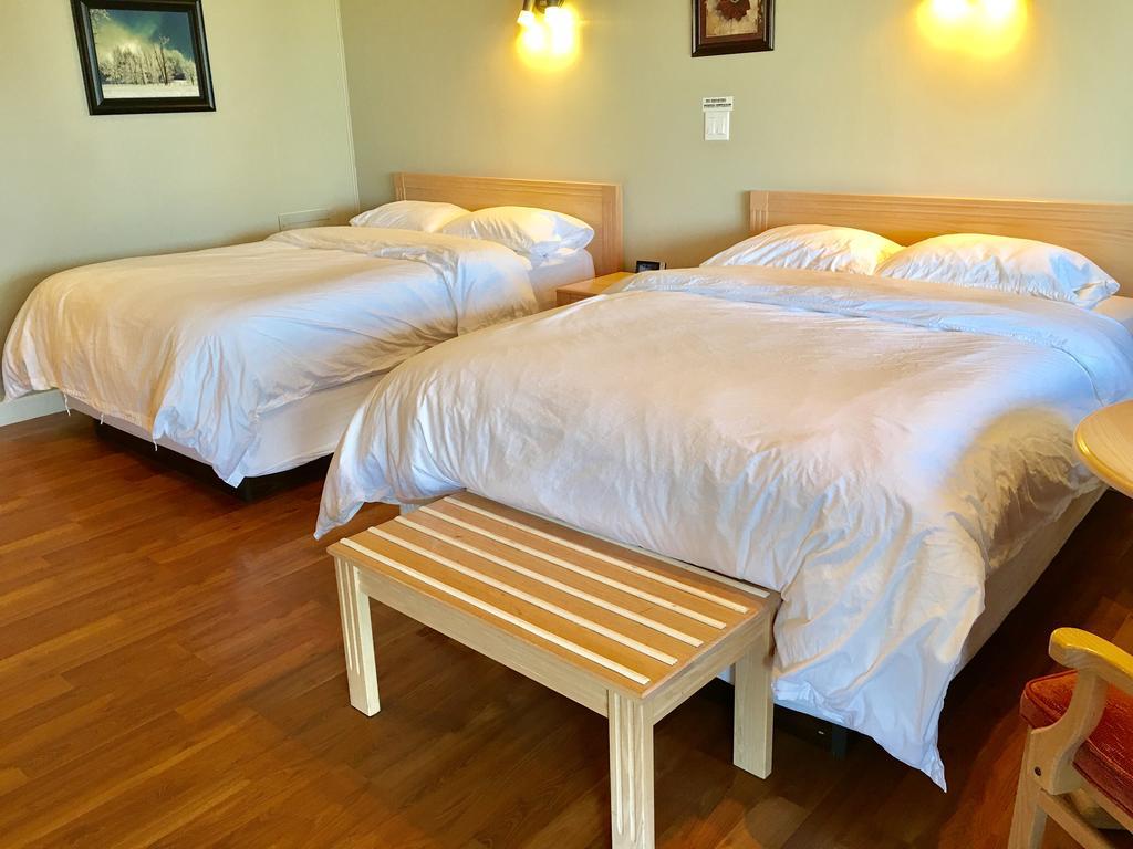 Laurie'S Inn Шетикам Экстерьер фото