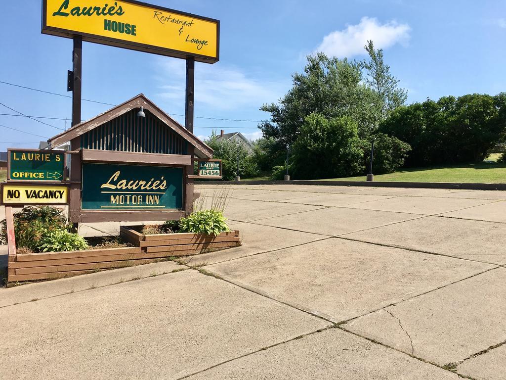 Laurie'S Inn Шетикам Экстерьер фото